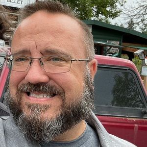 Meet your Posher, Stephane